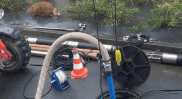 Air lift double colonne pour l'entretien d'un forage d'eau - Forapulse