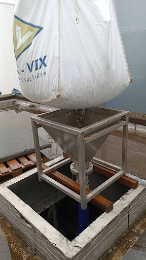 Gravier mise en place avec trémie-Comblement de forage selon l'arrêté du 11 septembre 2003-Forapulse